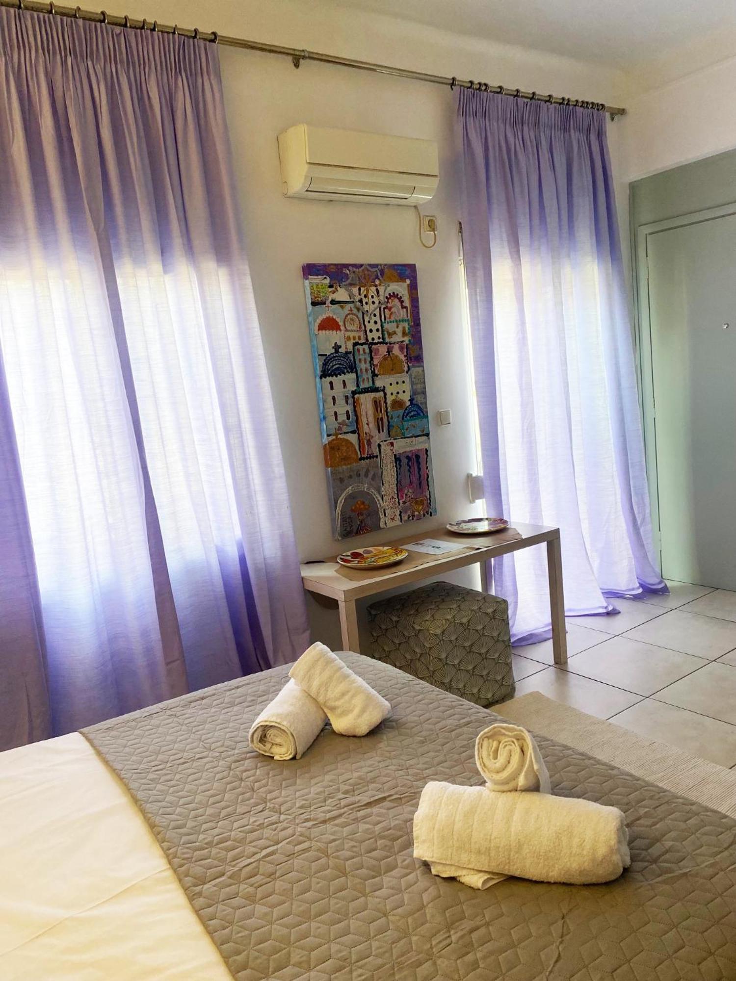 Arthome Acropolis View Apartment *